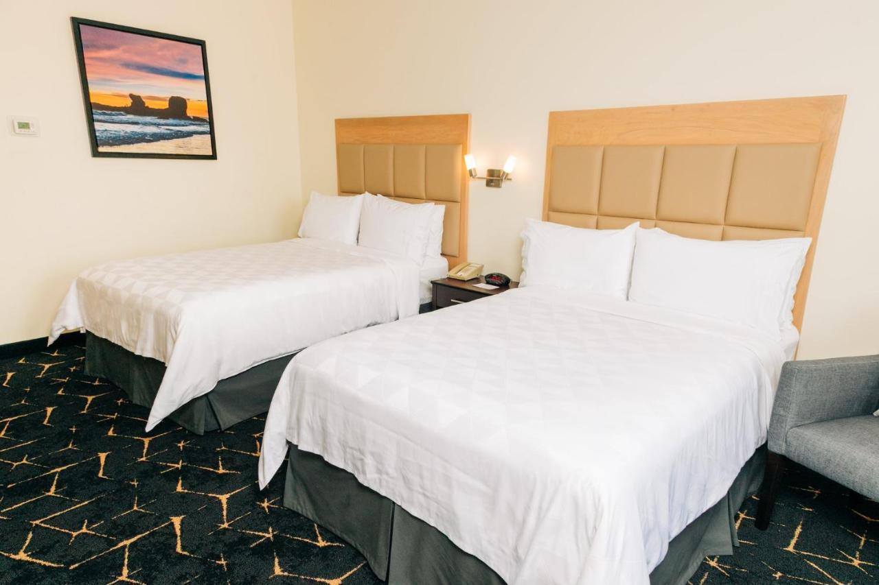 Holiday Inn San Salvador By Ihg Екстериор снимка