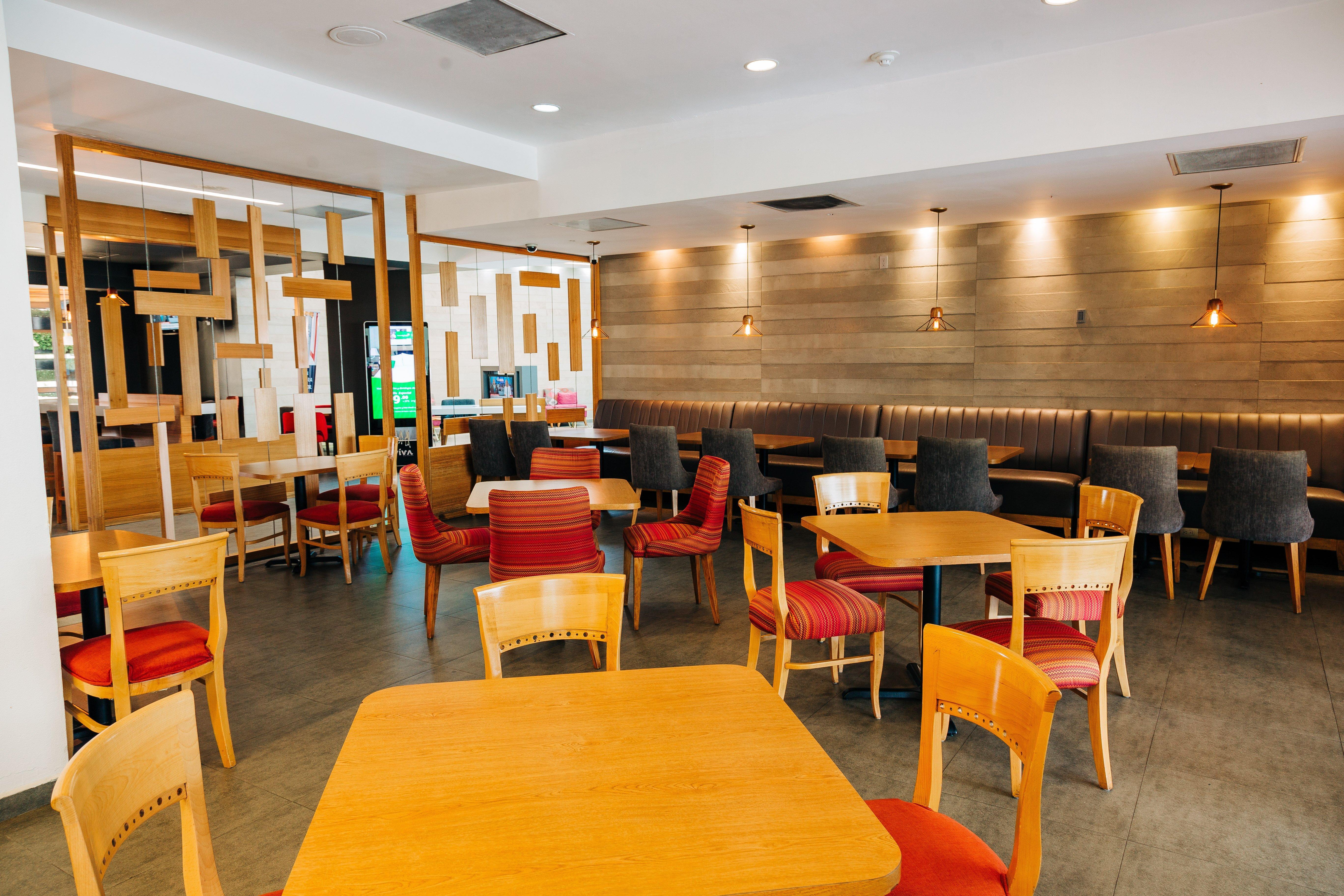 Holiday Inn San Salvador By Ihg Екстериор снимка